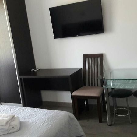Neopolis Hotel Polyana  Bagian luar foto