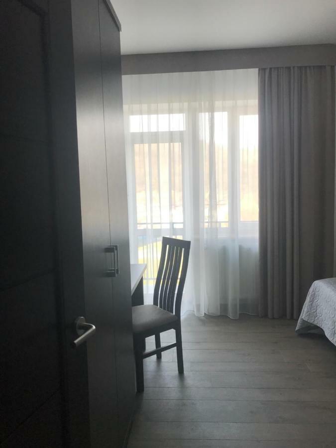 Neopolis Hotel Polyana  Bagian luar foto